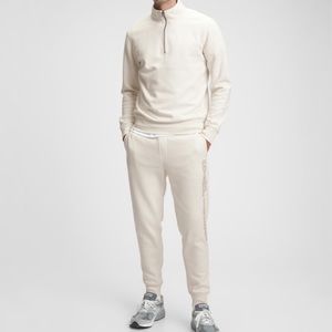 NWT Gap Vintage Soft Sweater 1/4 Zip